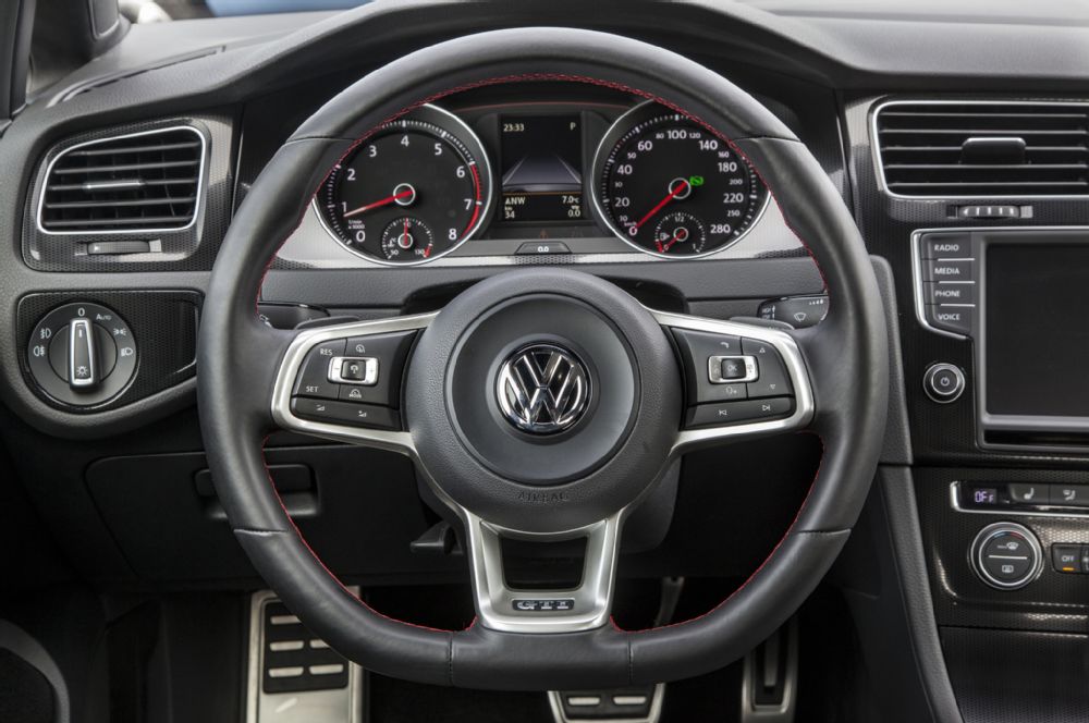 2015 volkswagen golf gti steering wheel Autotechnik Motor Engineers